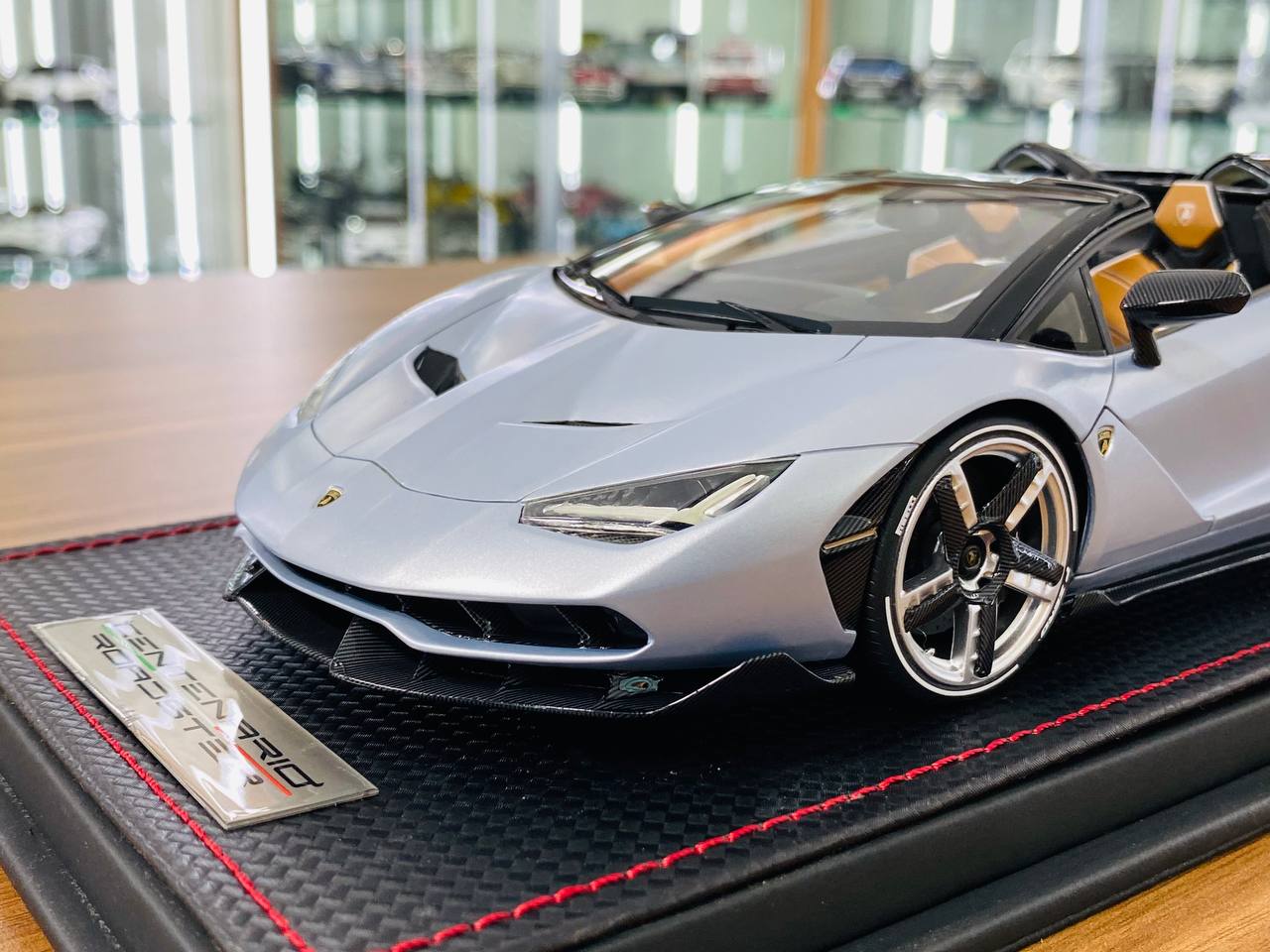 1/18 resin MR Collection Lamborghini Centanario Roadster argento Centanario (blue) Limited EditionEdition