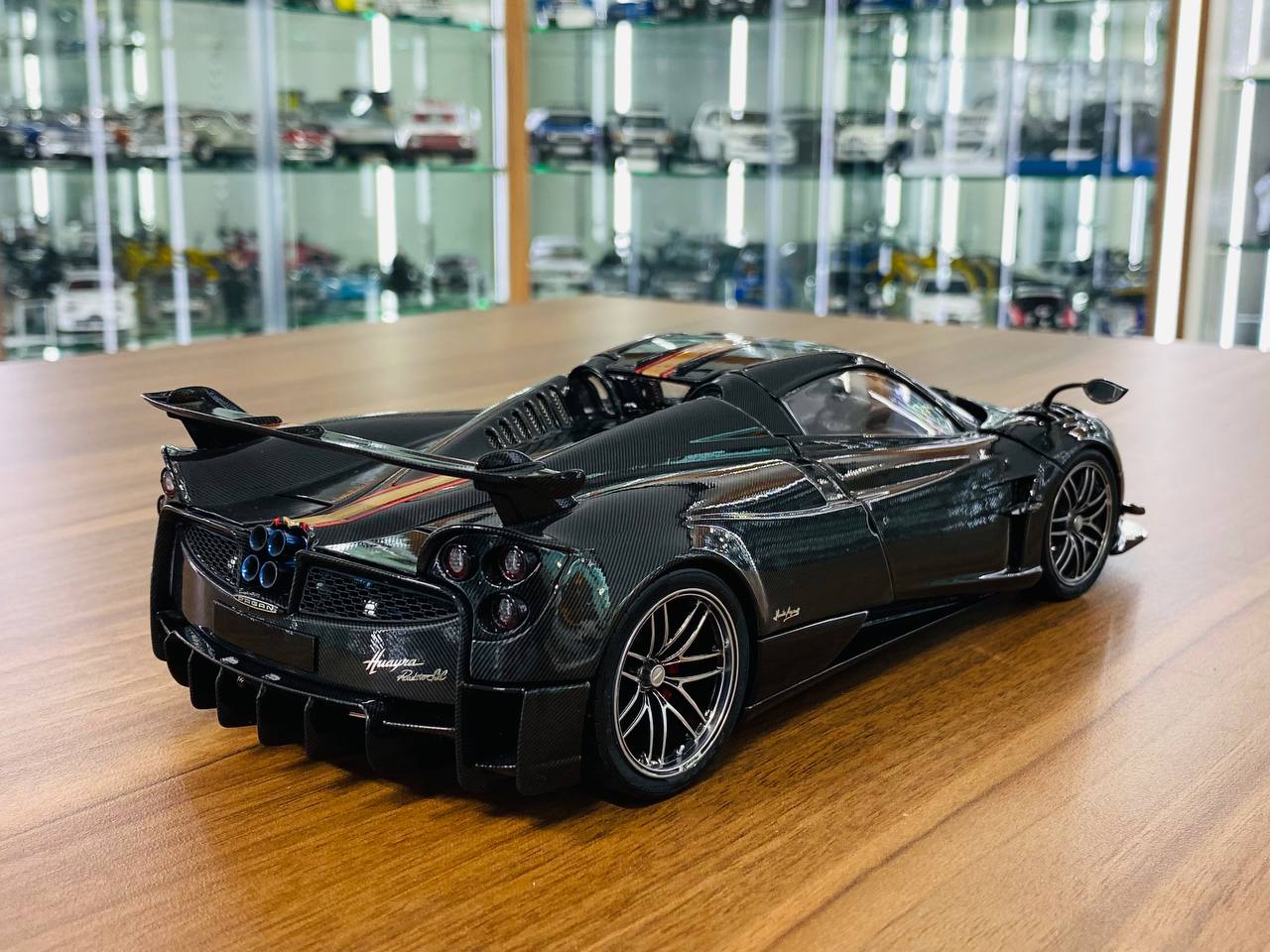 1/18 Diecast LCD Pagani Huayra BC Roadster Grey