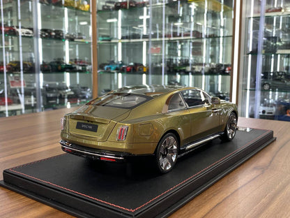 1/18 Resin DF Models Rolls Royce Spectre Gold Limited-28 pcs