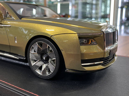1/18 Resin DF Models Rolls Royce Spectre Gold Limited-28 pcs