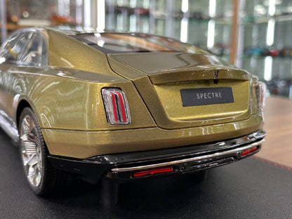 1/18 Resin DF Models Rolls Royce Spectre Gold Limited-28 pcs