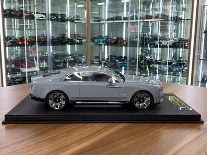 1/18 Resin DF Models Rolls Royce Spectre Gray Limited-32 pcs