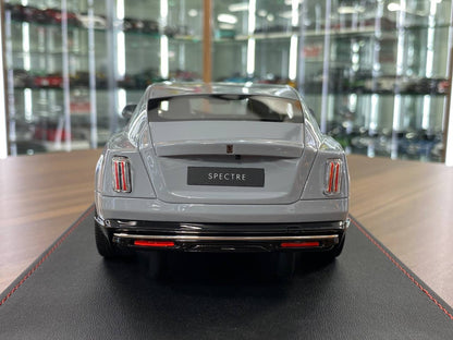 1/18 Resin DF Models Rolls Royce Spectre Gray Limited-32 pcs