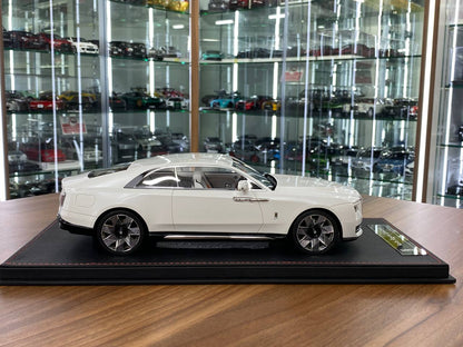 1/18 Resin – Rolls Royce Spectre (Grey) by DF Models – Limited 51 pcs