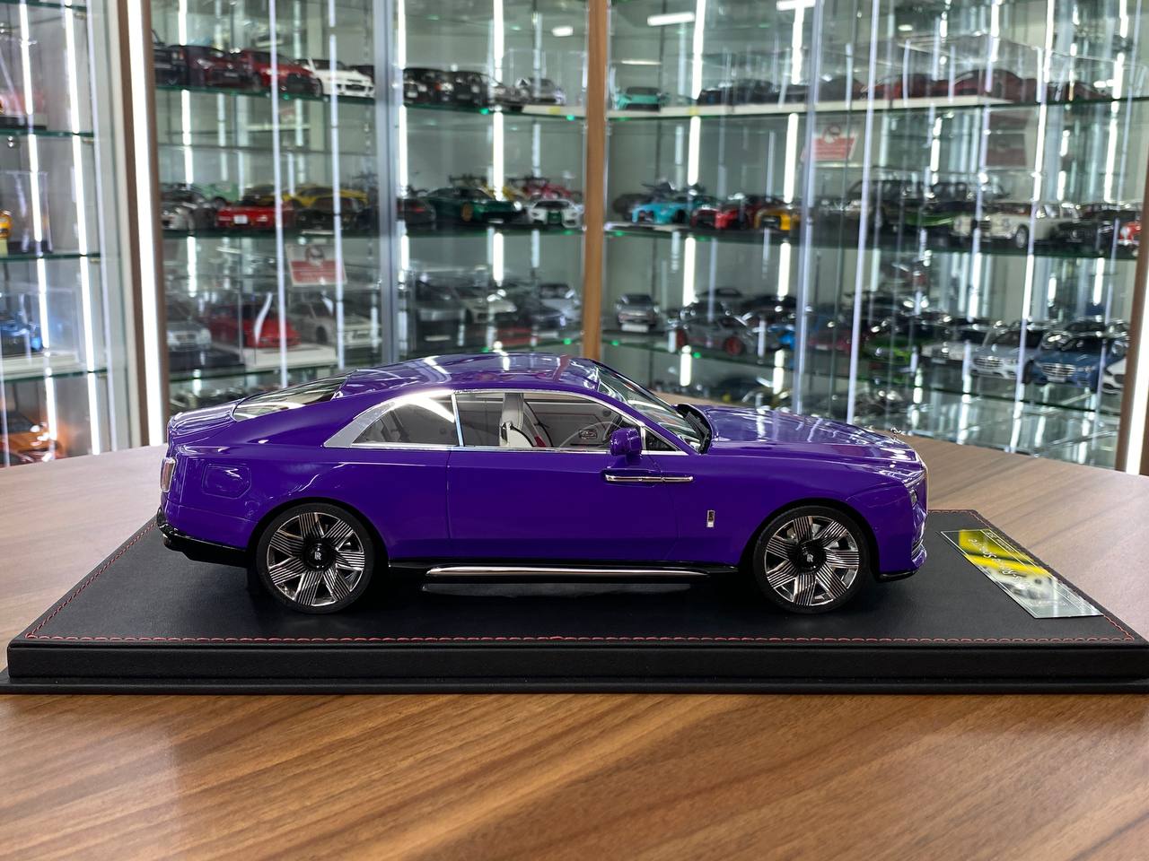 1/18 Resin DF Models Rolls Royce Spectre Purple Limited-28 pcs