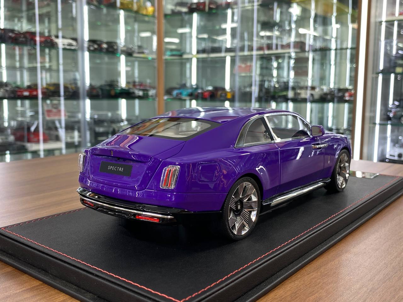 1/18 Resin DF Models Rolls Royce Spectre Purple Limited-28 pcs