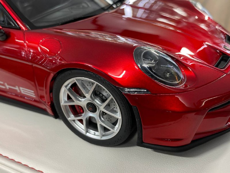 1/18 Resin IVY Models  Porsche 911 S/T (992) Metallic Red / Silver Rim Limited-15 pcs
