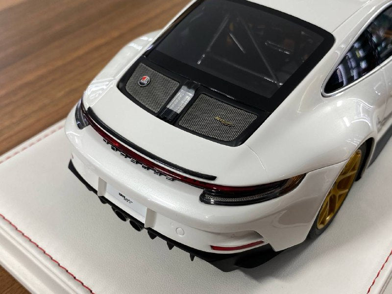 1/18 Resin IVY Models Porsche 911 S/T (992) White/ Gold Rim Limited-15 pcs
