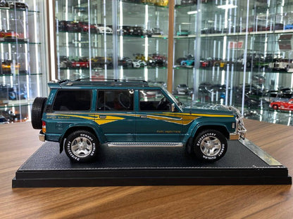 1/18 Diecast Nissan Patrol Super Safari Y60 Green IVY Models Scale Model Car