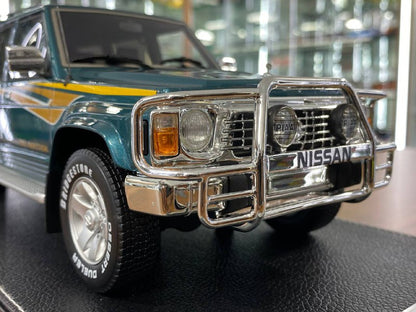 1/18 Diecast Nissan Patrol Super Safari Y60 Green IVY Models Scale Model Car