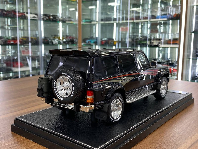 1/18 Diecast Nissan Patrol Super Safari Y60 Black IVY Models Scale Model Car
