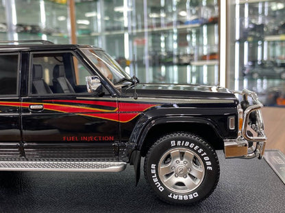 1/18 Diecast Nissan Patrol Super Safari Y60 Black IVY Models Scale Model Car