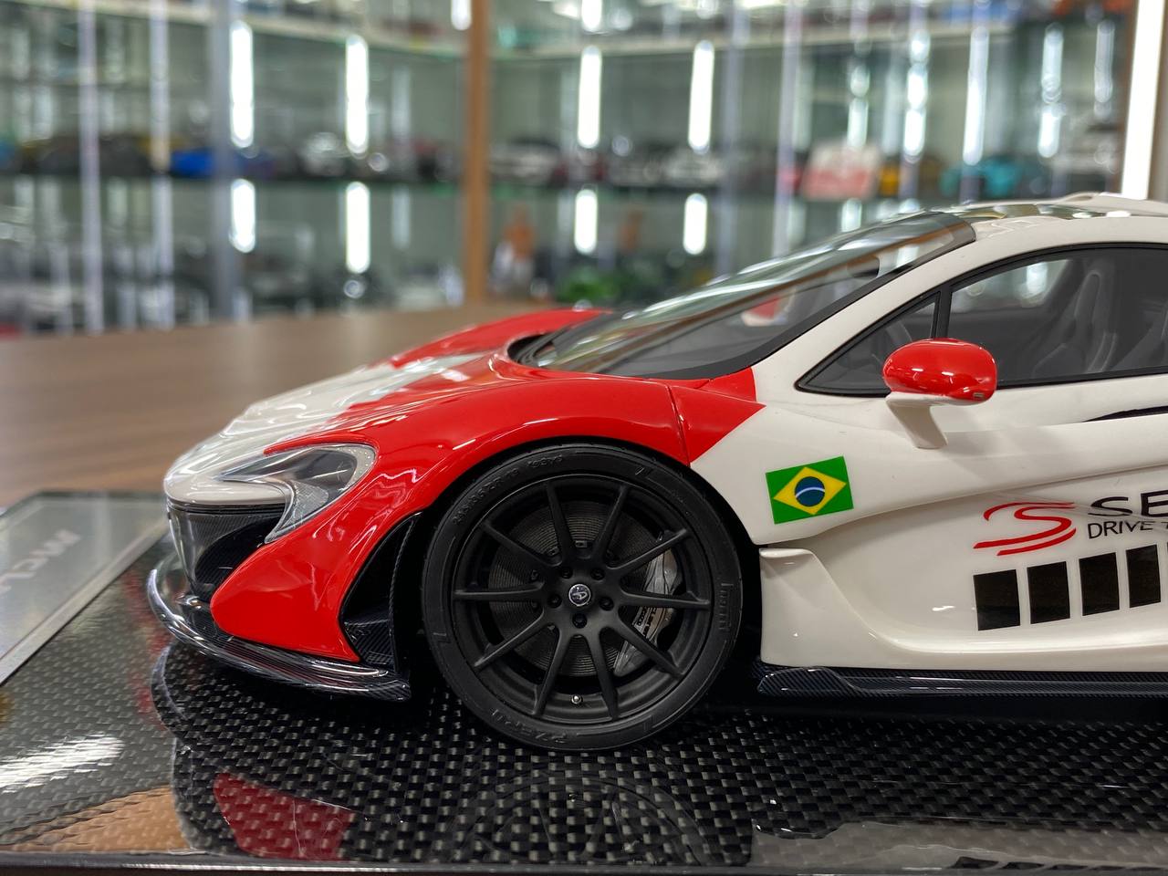 1/18 Resin McLaren P1 #12 Marlboro Edition by Davis & Giovanni – Limited 20 pcs