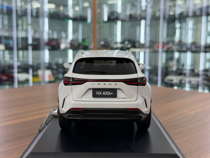 1:18 Lexus Dealer Edition Lexus NX 400h+ - White