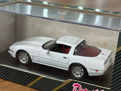 1/43 Diecast Chevrolet Corvette ZR1 Coupe White (Detail Cars Platinum)