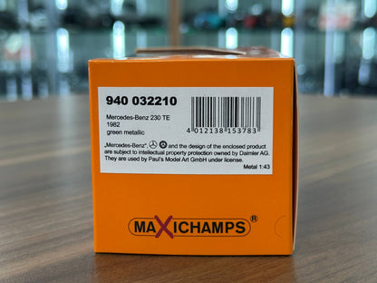 1/43 Diecast Mercedes-Benz 230 TE 1982 Green Metallic (Maxichamps)