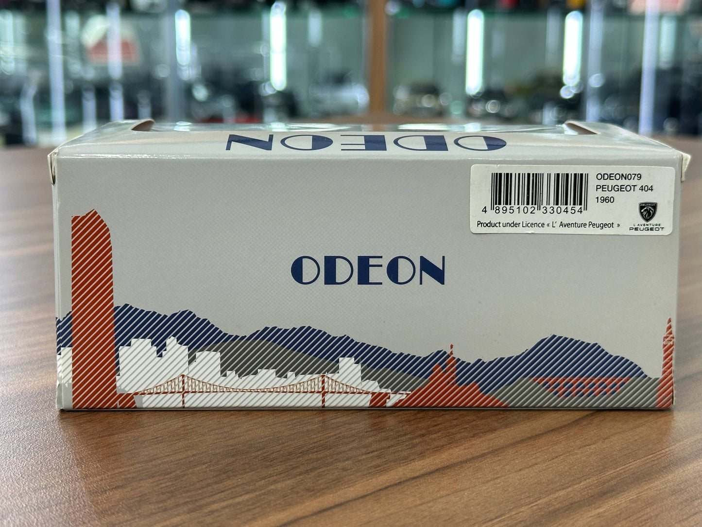 1/43 Diecast Peugeot 404 1960 Orange (ODEON)
