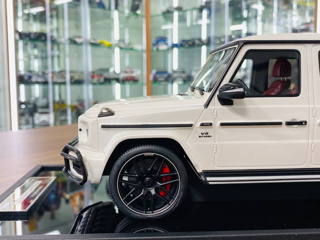 1/18 MotorHelix Resin Model - Mercedes-Benz AMG G-63 (2019) in Elegant White
