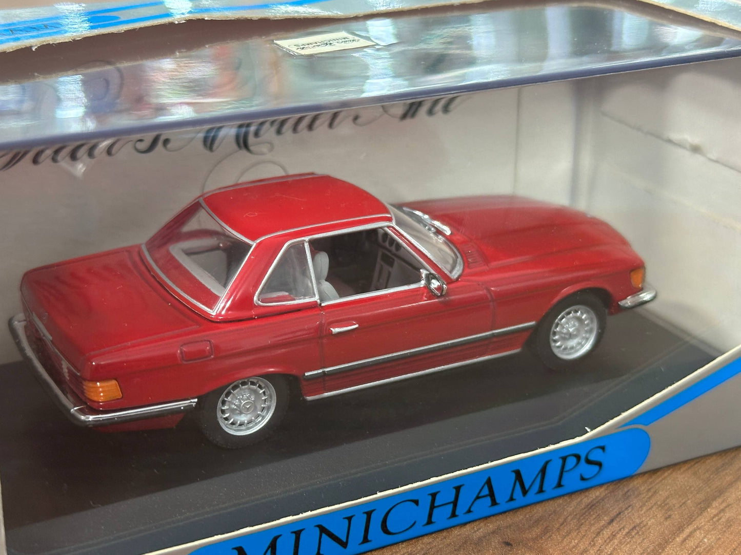 1/43 Diecast Mercedes 350 SL Cabriolet Hard Top in Red (Minichamps)