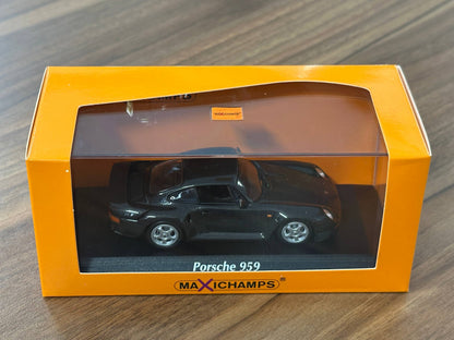 1/43 Diecast Porsche 959 1987 in Grey Metallic (Maxichamps)