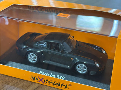 1/43 Diecast Porsche 959 1987 in Grey Metallic (Maxichamps)