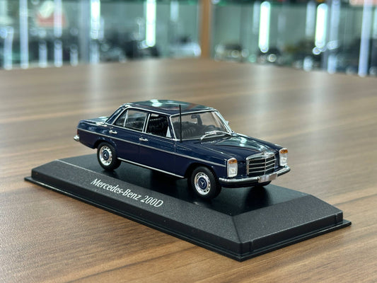 1/43 Diecast Mercedes Benz 200D 1973 in Blue (Maxichamps)