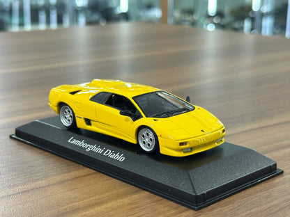 1/43 Diecast Lamborghini Diablo 1994 in Yellow (Maxichamps)