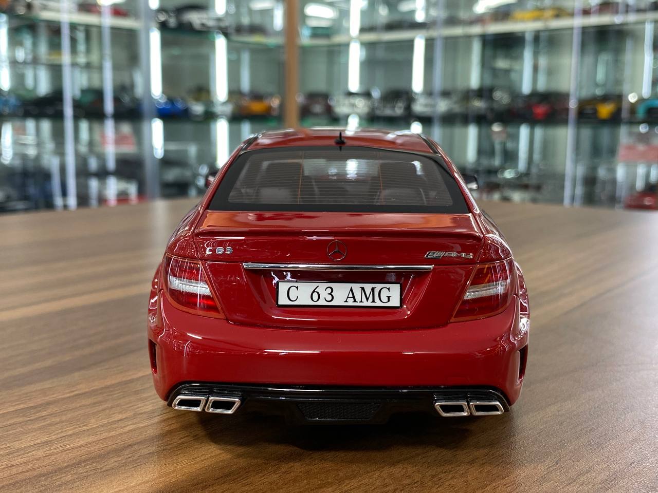 1/18 Resin GT Spirit Mercedes Benz AMG C63 Black Series  -  Red