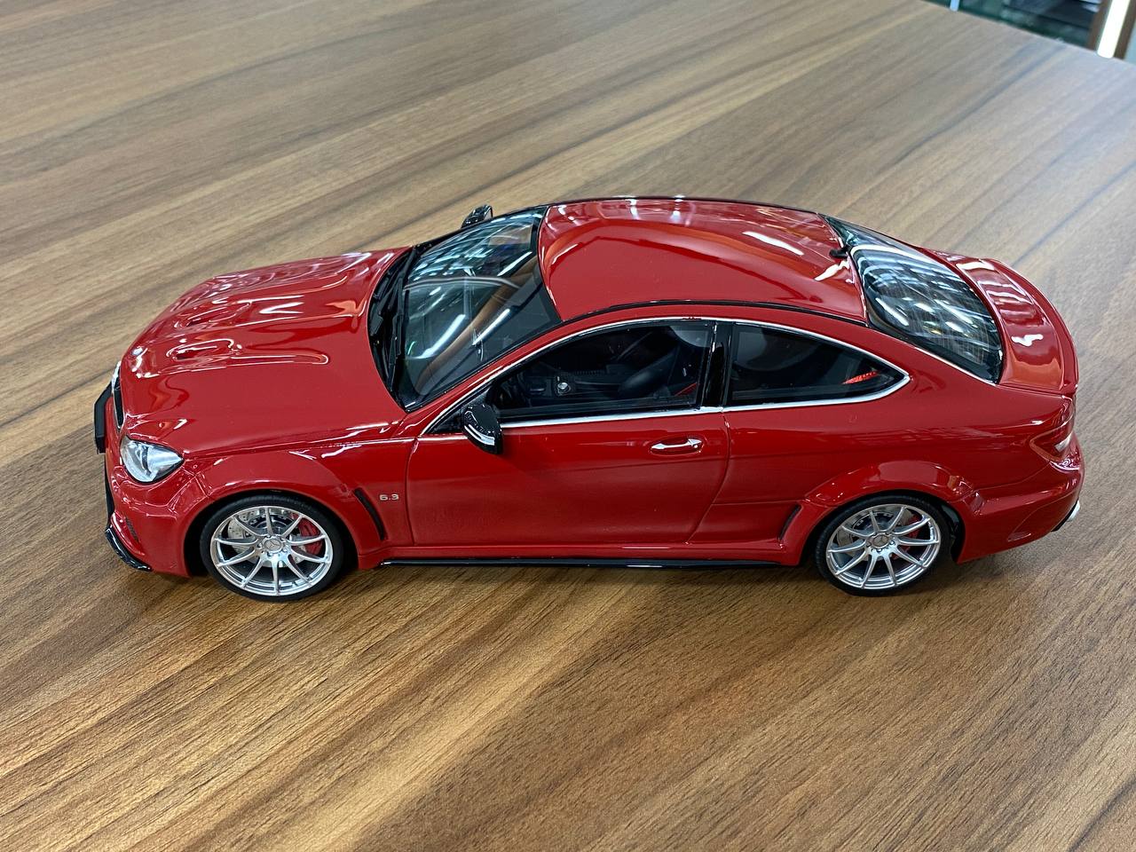 1/18 Resin GT Spirit Mercedes Benz AMG C63 Black Series  -  Red