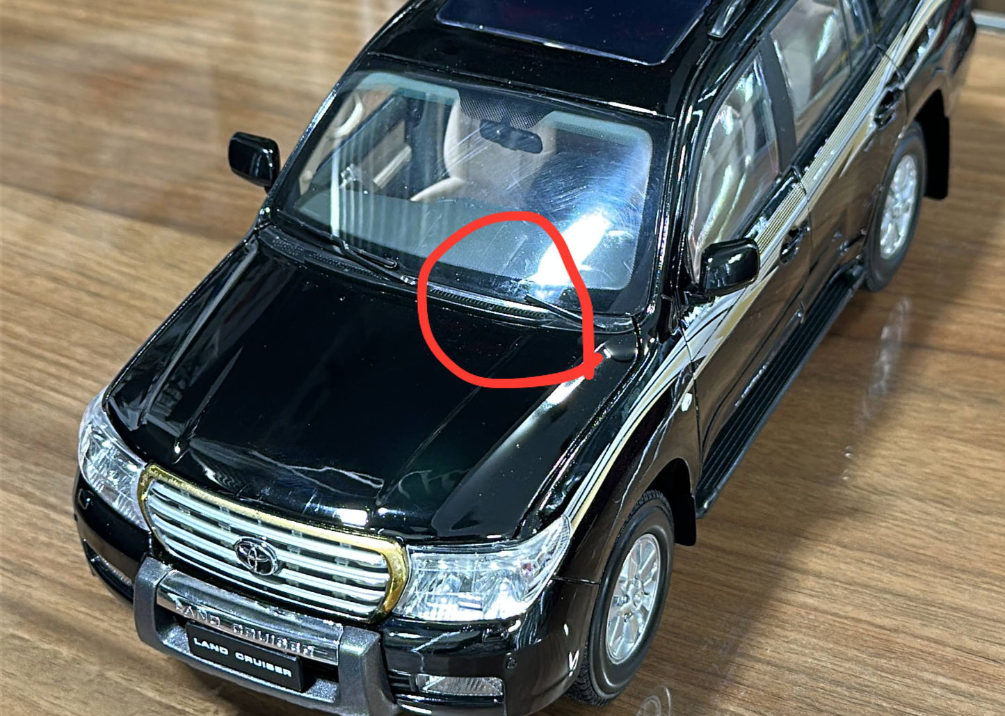 1:18 Diecast Model FAW Toys Dealer Edition Toyota Land Cruiser LC 200 (2012) – Black (Full Opening)