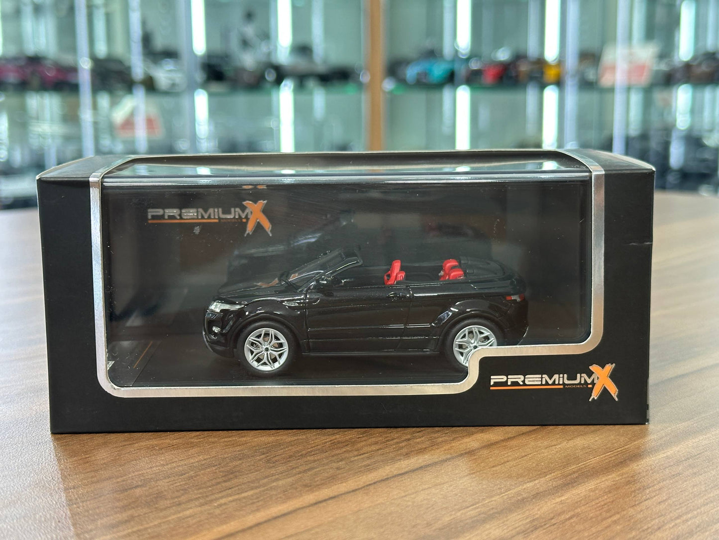 1/43 Diecast Maxichamps Opel Diplomat 1969 in Dark Red