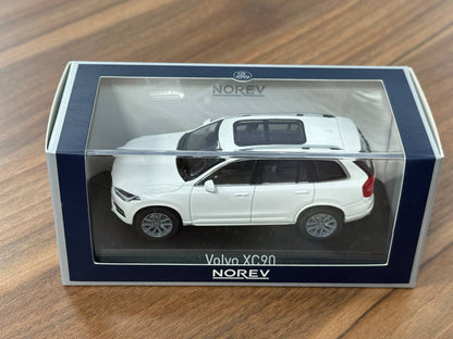 1/43 Diecast Model Norev Volvo XC90 (2015) – Cristal White Metallic