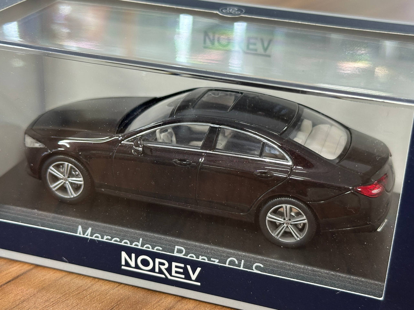 1/43 Diecast Model Norev Mercedes-Benz CLS (2018) – Ruby Red Metallic