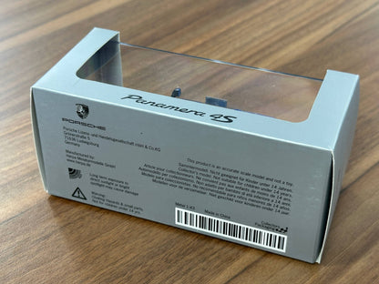 Porsche Official Panamera 4S – Blue Metallic – 1:43 Diecast Model