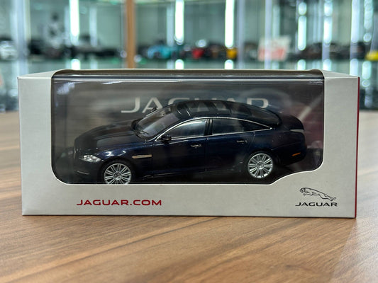 ixo Models Jaguar XJ – Dark Sapphire – 1:43 Diecast Model