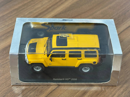 Spark Models Hummer H3 (2006) – Yellow – 1:43 Diecast Model