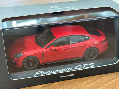 Porsche Dealer Edition Panamera GTS – Red – 1:43 Diecast Model