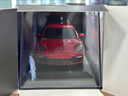Porsche Dealer Edition Panamera GTS – Red – 1:43 Diecast Model