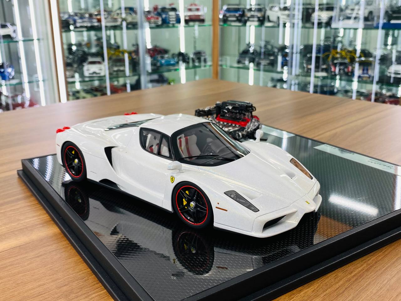 1/18 Resin General Models Ferrari Enzo with Engine | Limited 20