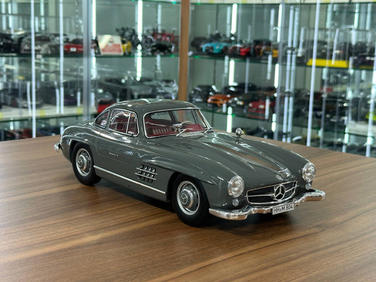 1/12 Diecast Mercedes Benz 300 SL 1954 – Norev (Graphite Grey)