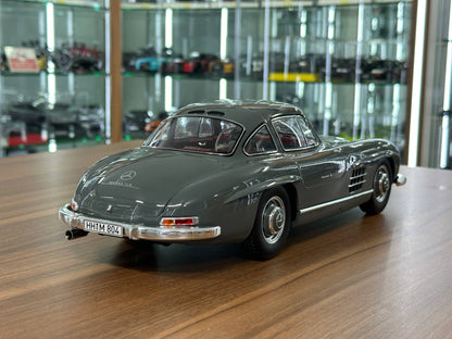 1/12 Diecast Mercedes Benz 300 SL 1954 – Norev (Graphite Grey)