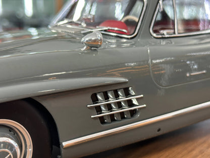 1/12 Diecast Mercedes Benz 300 SL 1954 – Norev (Graphite Grey)