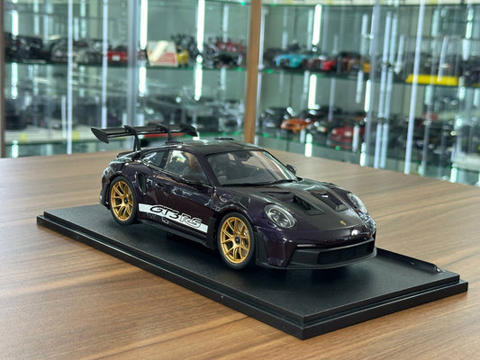 1/18 Diecast Porsche 911 (992) GT3 RS 2024 in Purple by Solido