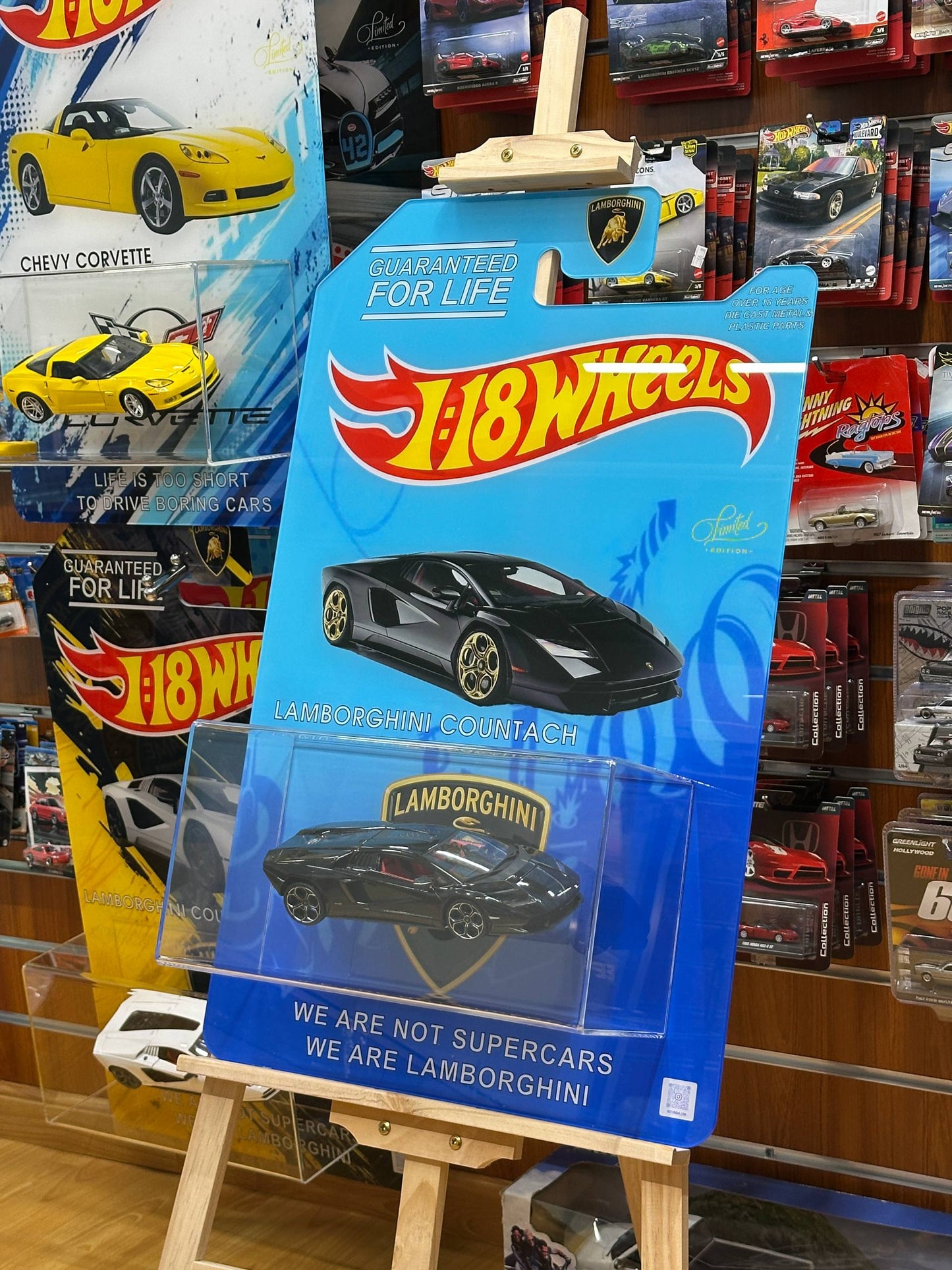 Custom Made Luxury Art – Lamborghini Countach Wheels 3D – Including Licensed 1:18 Scale Model