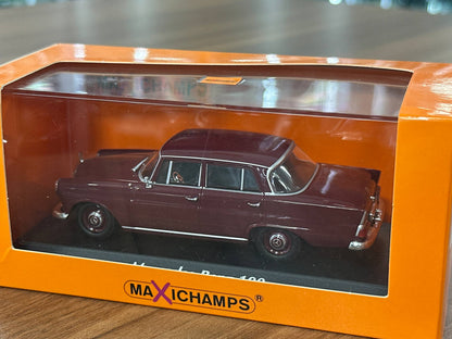 1/43 Diecast Maxichamps Mercedes Benz 190 1961 in Dark Red