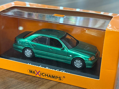 1/43 Diecast Maxichamps Mercedes Benz C-Class 1997 in Green Metallic