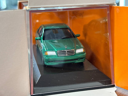 1/43 Diecast Maxichamps Mercedes Benz C-Class 1997 in Green Metallic
