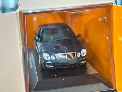 1/43 Diecast Maxichamps Mercedes Benz E-Class 2006 in Blue Metallic
