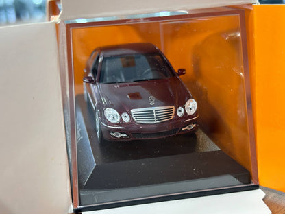 1/43 Diecast Maxichamps Mercedes Benz E-Class 2006 in Red Metallic