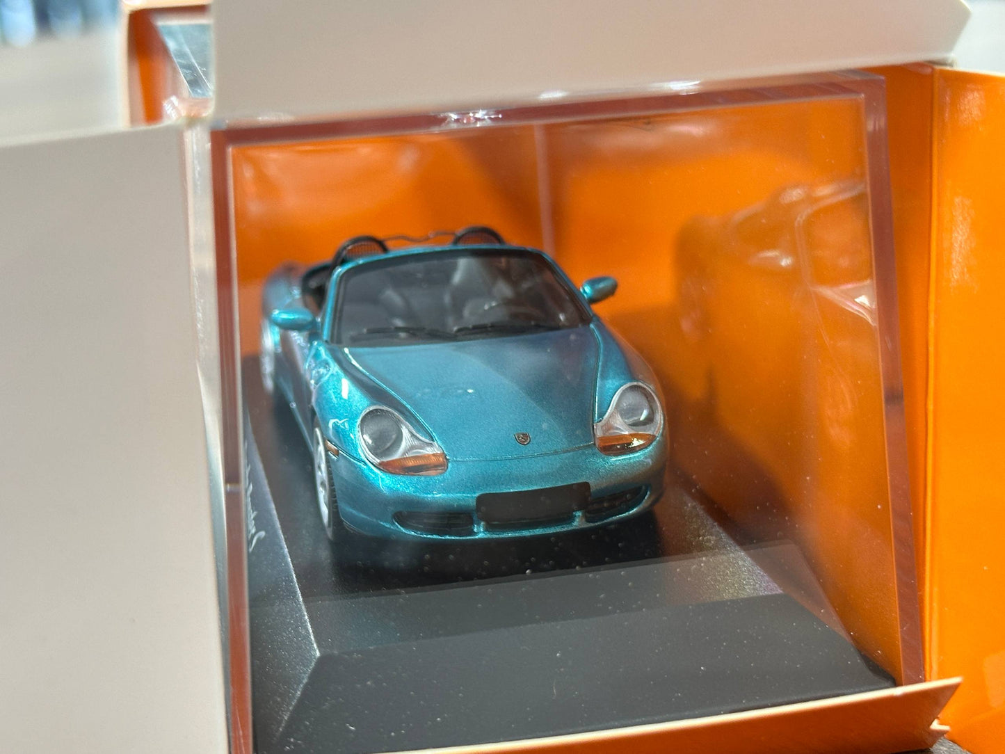 1/43 Diecast Maxichamps Porsche Boxster S 1999 in Turquoise Metallic